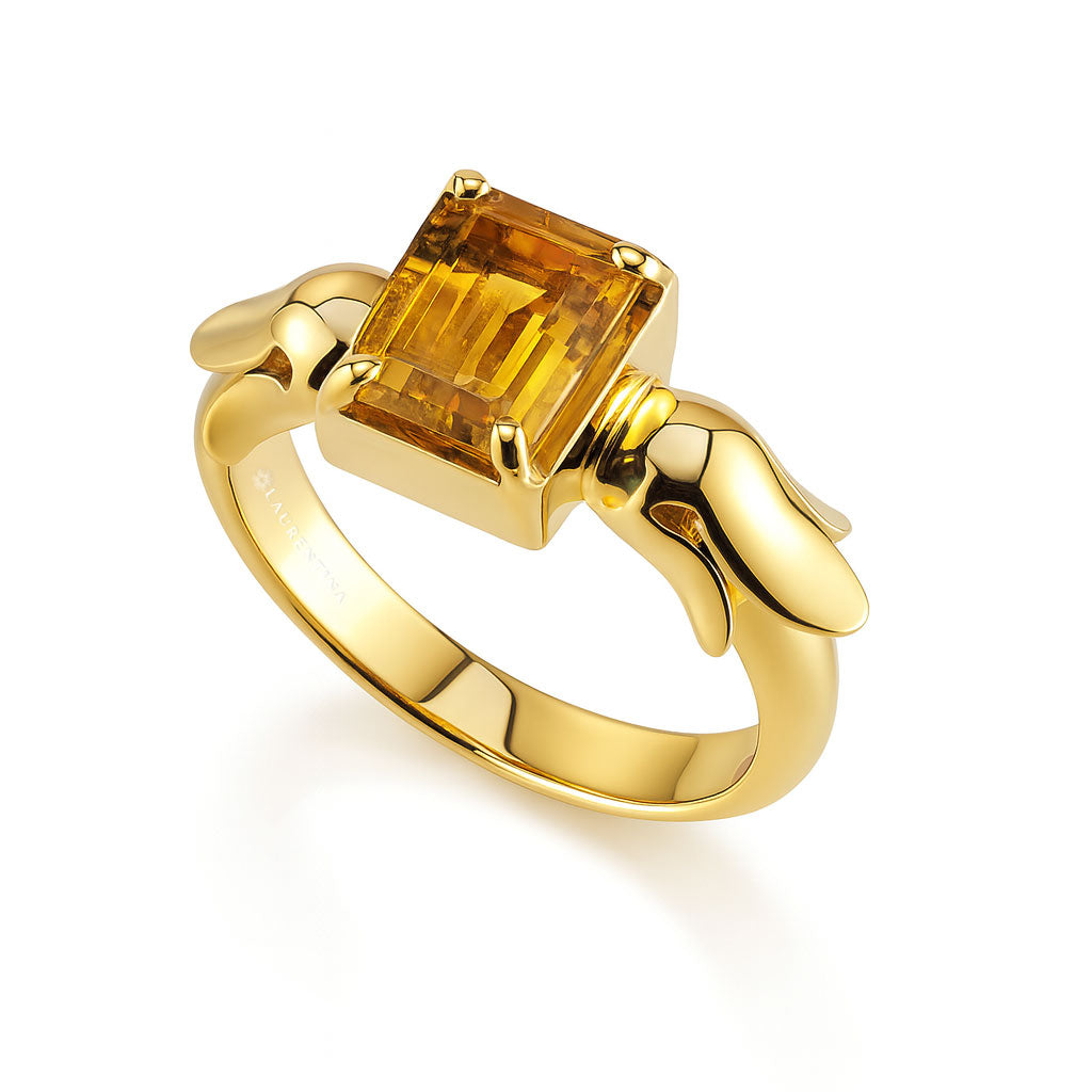 Trevi motif ring